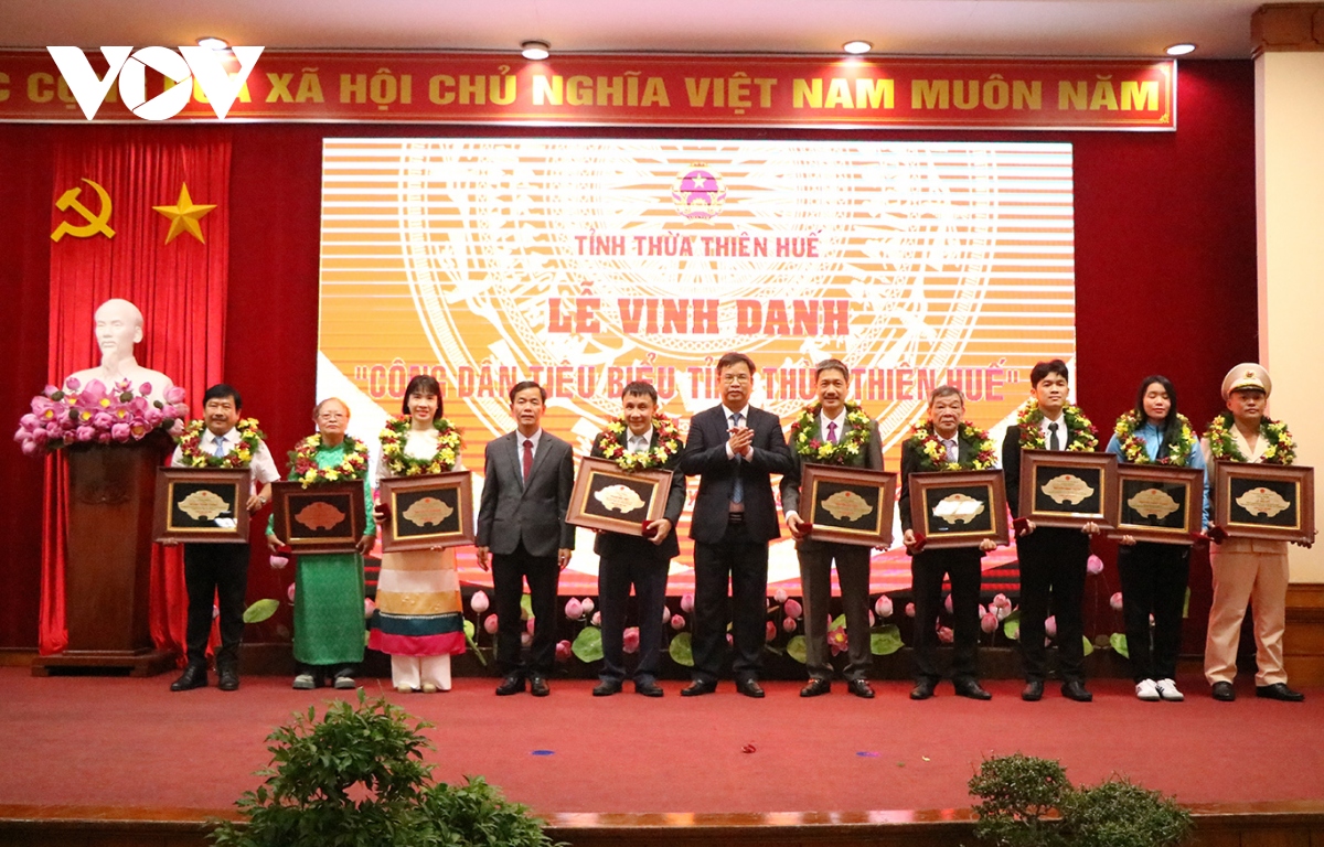 Vinh danh 10 công dân tiêu biểu của tỉnh Thừa Thiên Huế